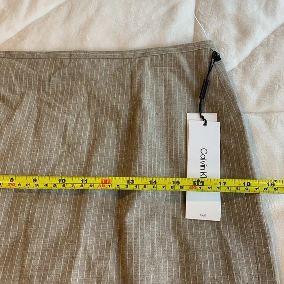 NWT CALVIN KLEIN Pinstripe Pencil Skirt - Picture 11 of 12